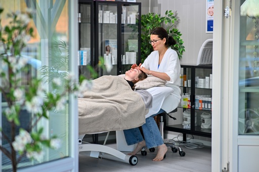 Microneedling med Bioflash NCTC-109 1500,-